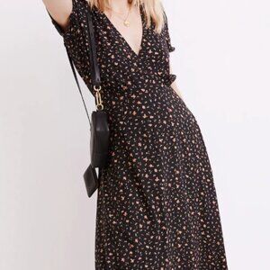 Madewell Puff-Sleeve Faux-Wrap Midi Dress in Stem Scatter. Size 14. Like New.
